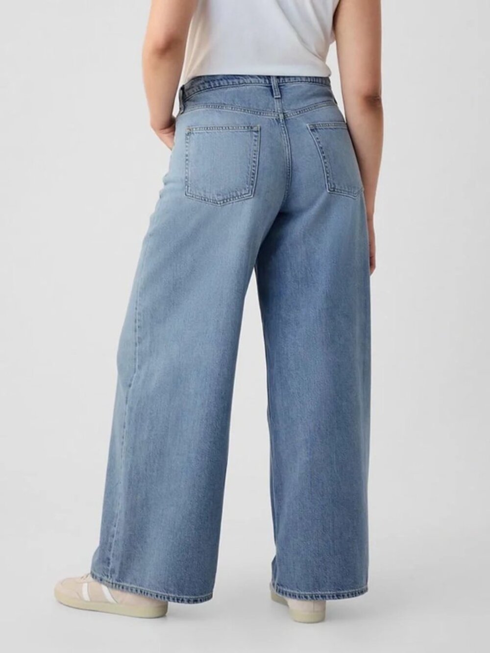NWOT GAP Baggy Mid-Rise Ultra Denim Soft Light Wash Jeans Y2K 90s Size 25/0 - Picture 2 of 10